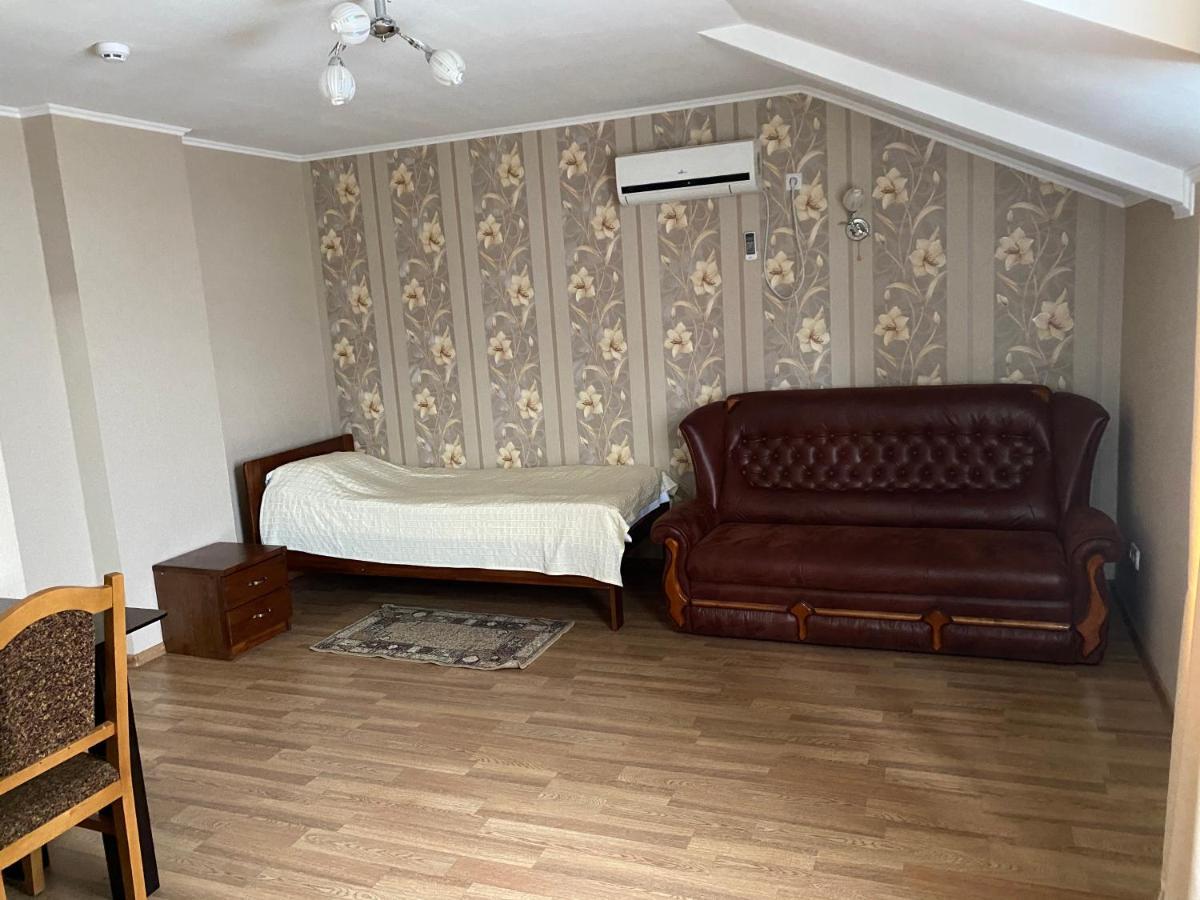 Гостинний Маєток Hotell Myla Exteriör bild